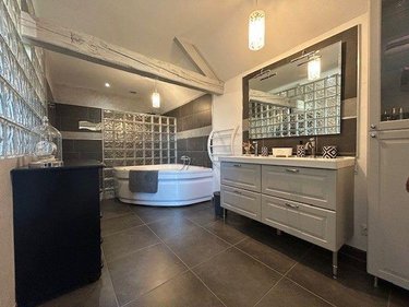 Maison a vendre Baugé-en-Anjou 49150 Maine-et-Loire 161 m2 7 pièces 282150 euros