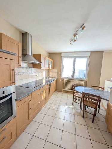 Maison a vendre Landivisiau 29400 Finistère 120 m2 5 pièces 188600 euros