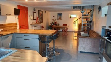 Maison a vendre Vic-sur-Cère 15800 Cantal 121 m2  189600 euros