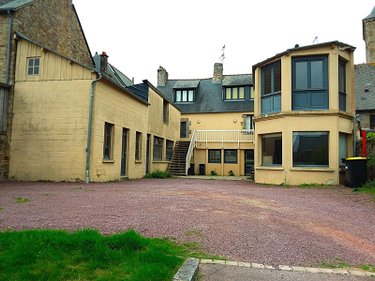 Maison a vendre Bazouges-la-Pérouse 35560 Ille-et-Vilaine 274 m2 10 pièces 243800 euros