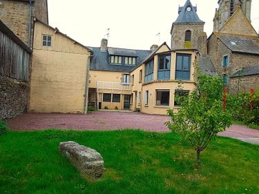 Maison a vendre Bazouges-la-Pérouse 35560 Ille-et-Vilaine 274 m2 10 pièces 243800 euros