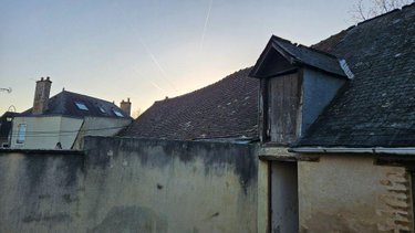 Immeuble a vendre La Suze-sur-Sarthe 72210 Sarthe 180 m2  110000 euros