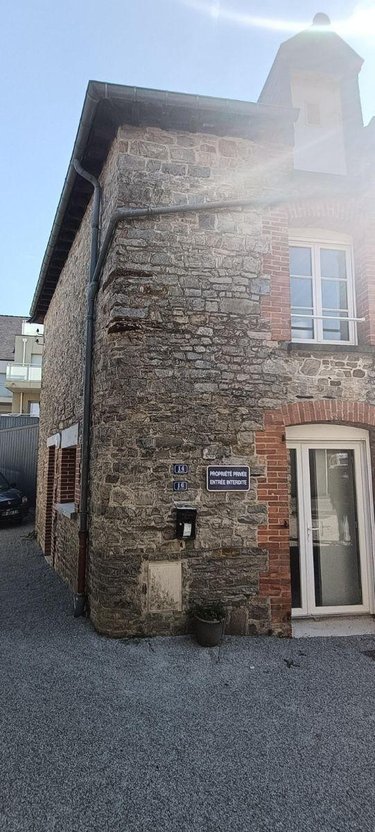 Location maison Guichen 35580 Ille-et-Vilaine 38 m2 2 pièces 606 euros