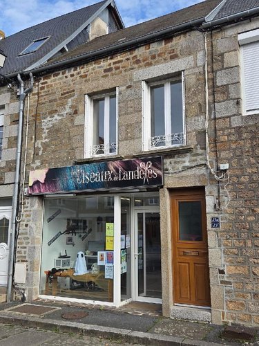 Fonds et murs commerciaux a vendre Landelles-et-Coupigny 14380 Calvados  21000 euros