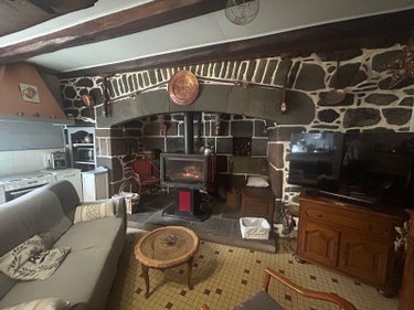 Maison a vendre Anglards-de-Salers 15380 Cantal 165 m2  159000 euros