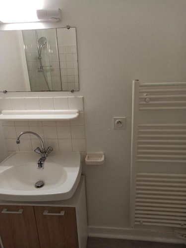 Location appartement Vitré 35500 Ille-et-Vilaine 37 m2 3 pièces 410 euros