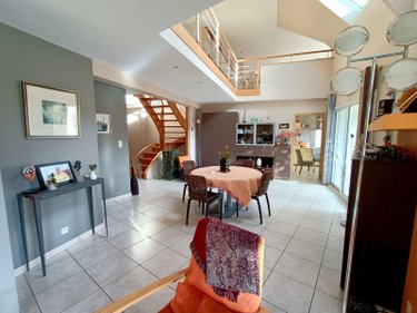 Maison a vendre Bruz 35170 Ille-et-Vilaine 223 m2 7 pièces 672750 euros