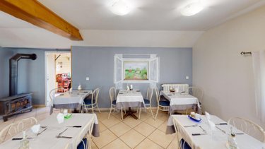 Fonds et murs commerciaux a vendre Flamets-Frétils 76270 Seine-Maritime  75000 euros