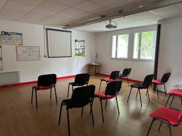 Location fonds et murs commerciaux Foucarmont 76340 Seine-Maritime  650 euros