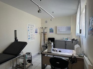 Location fonds et murs commerciaux Neufchâtel-en-Bray 76270 Seine-Maritime  1250 euros