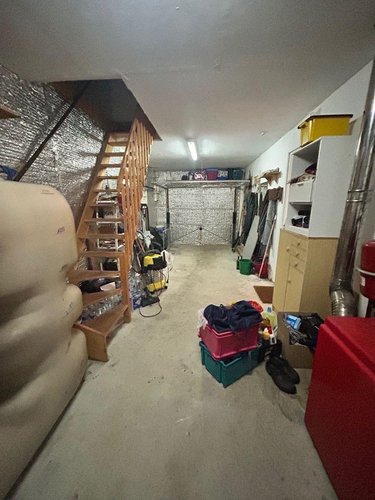 Maison a vendre Ally 15700 Cantal 90 m2  127200 euros