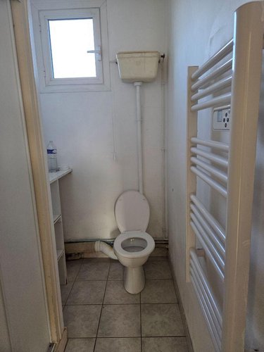 Immeuble a vendre Mayenne 53100 Mayenne 91 m2  218400 euros