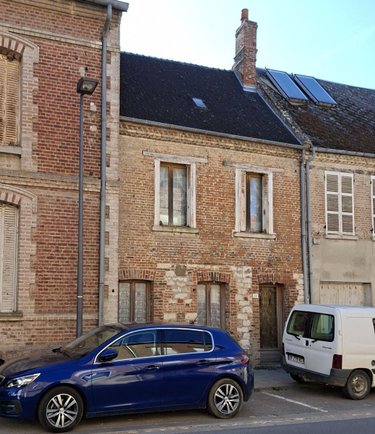 Immeuble a vendre Crécy-sur-Serre 02270 Aisne 197 m2  151580 euros