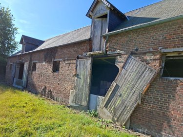 Immeuble a vendre Crécy-sur-Serre 02270 Aisne 197 m2  151580 euros