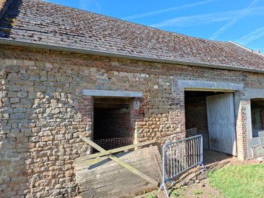 Immeuble a vendre Crécy-sur-Serre 02270 Aisne 197 m2  151580 euros