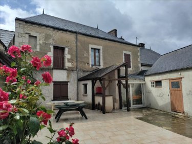 Maison a vendre Luché-Pringé 72800 Sarthe 216 m2 8 pièces 159000 euros