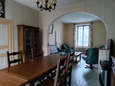 Maison a vendre Luché-Pringé 72800 Sarthe 216 m2 8 pièces 159000 euros