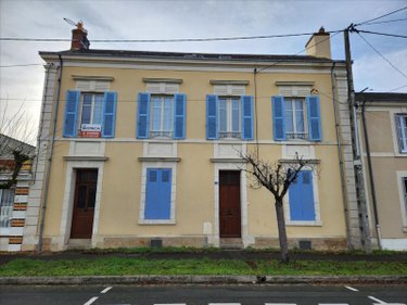 Maison a vendre La Flèche 72200 Sarthe 183 m2 9 pièces 286104 euros