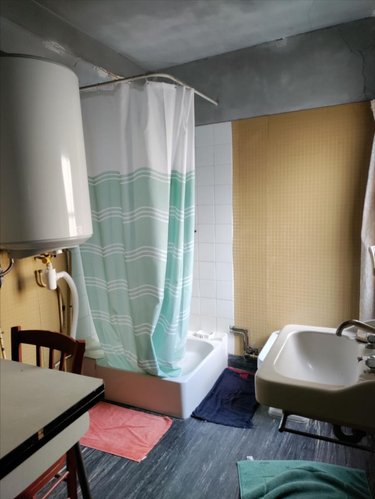 Maison a vendre Luché-Pringé 72800 Sarthe 140 m2 10 pièces 43000 euros