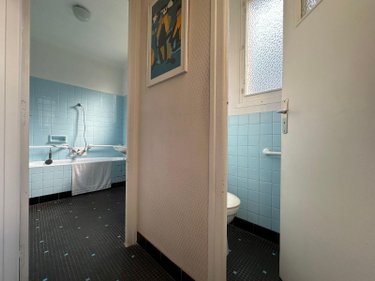 Immeuble a vendre Douarnenez 29100 Finistère 241 m2  212360 euros