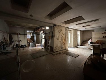 Immeuble a vendre Douarnenez 29100 Finistère 241 m2  212360 euros