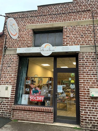 Location fonds et murs commerciaux Bailleul 59270 Nord 56 m2  762 euros