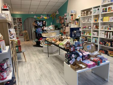 Location fonds et murs commerciaux Bailleul 59270 Nord 56 m2  762 euros