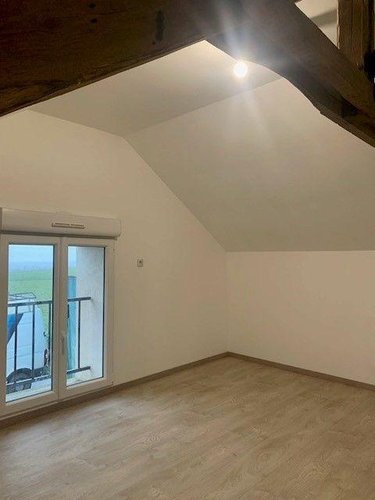 Location maison Pleugueneuc 35720 Ille-et-Vilaine 111 m2 5 pièces 1000 euros