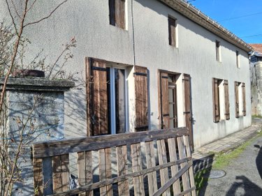 Maison a vendre Saint-Palais 33820 Gironde 169 m2 7 pièces 96000 euros