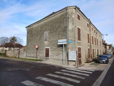 Maison a vendre Soulaines-Dhuys 10200 Aube 240 m2 14 pièces 53140 euros