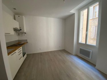 Location appartement Toulon 83000 Var 36 m2 2 pièces 600 euros