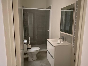 Location appartement Toulon 83000 Var 36 m2 2 pièces 600 euros