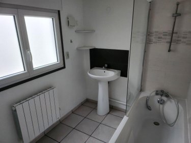 Location maison Estaires 59940 Nord 79 m2 4 pièces 750 euros