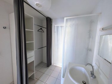 Location fonds et murs commerciaux Bruz 35170 Ille-et-Vilaine 25 m2  550 euros