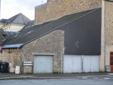 Garage et parking a vendre Fougères 35300 Ille-et-Vilaine  36386 euros