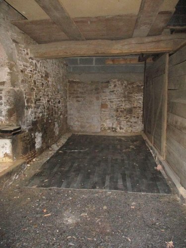 Garage et parking a vendre Fougères 35300 Ille-et-Vilaine  36386 euros