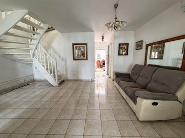 Maison a vendre Sainte-Clotilde 97490 Réunion 83 m2 4 pièces 254000 euros