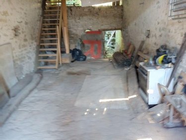 Garage et parking a vendre Châteauneuf-sur-Cher 18190 Cher 34 m2  17960 euros