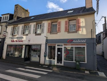 Immeuble a vendre Landivisiau 29400 Finistère 153 m2  197800 euros