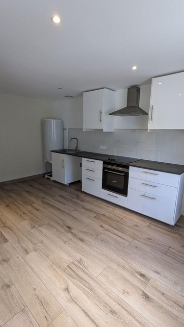 Immeuble a vendre Landivisiau 29400 Finistère 153 m2  197800 euros