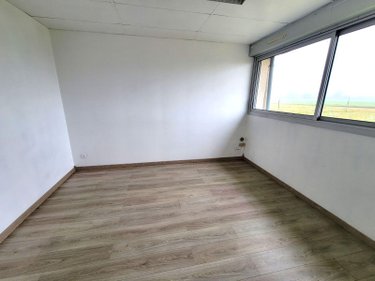 Fonds et murs commerciaux a vendre Châteaudun 28200 Eure-et-Loir 67 m2  81200 euros