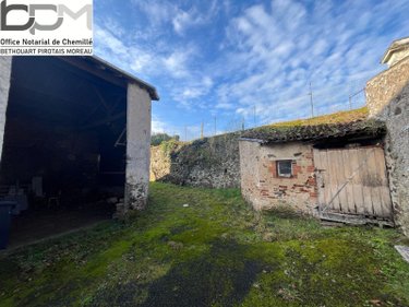 Appartement a vendre Chemillé-en-Anjou 49120 Maine-et-Loire 140 m2 6 pièces 310500 euros