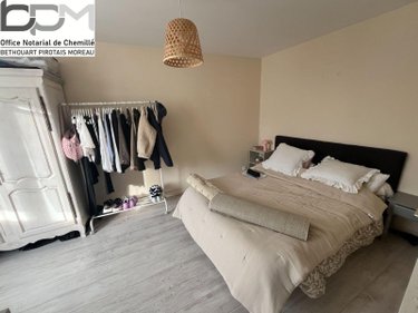 Immeuble a vendre Chemillé-en-Anjou 49120 Maine-et-Loire 140 m2  310500 euros