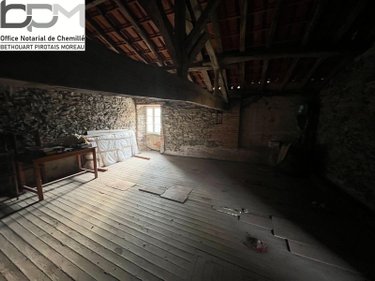 Appartement a vendre Chemillé-en-Anjou 49120 Maine-et-Loire 140 m2 6 pièces 310500 euros