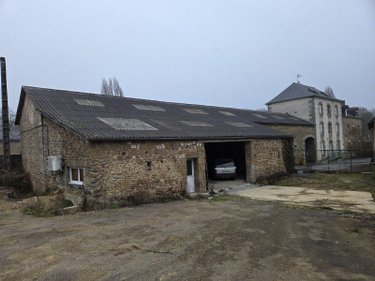 Immeuble a vendre Mayenne 53100 Mayenne 350 m2  84000 euros