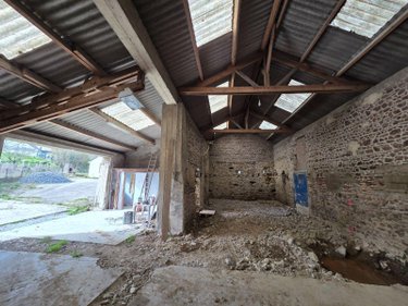 Immeuble a vendre Mayenne 53100 Mayenne 350 m2  84000 euros