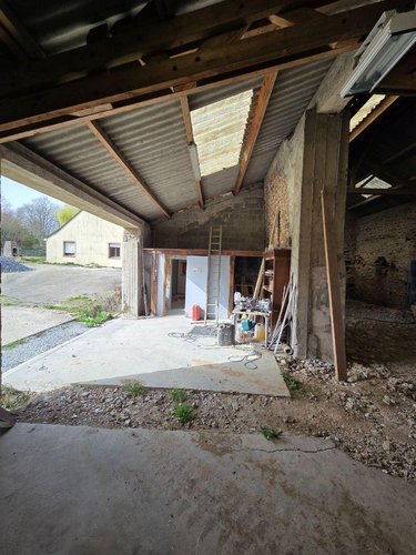 Immeuble a vendre Mayenne 53100 Mayenne 350 m2  84000 euros