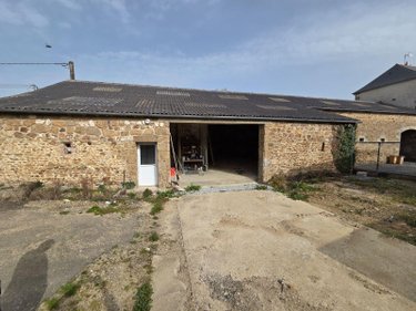 Immeuble a vendre Mayenne 53100 Mayenne 350 m2  84000 euros