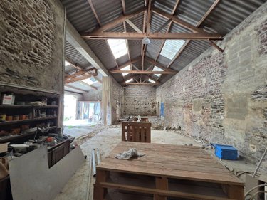 Immeuble a vendre Mayenne 53100 Mayenne 350 m2  84000 euros