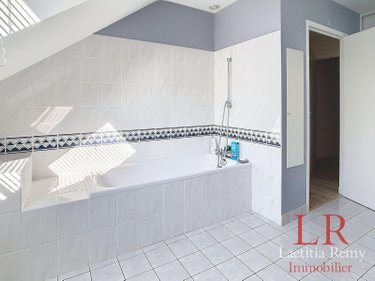 Maison a vendre Bruz 35170 Ille-et-Vilaine 222 m2 7 pièces 621000 euros